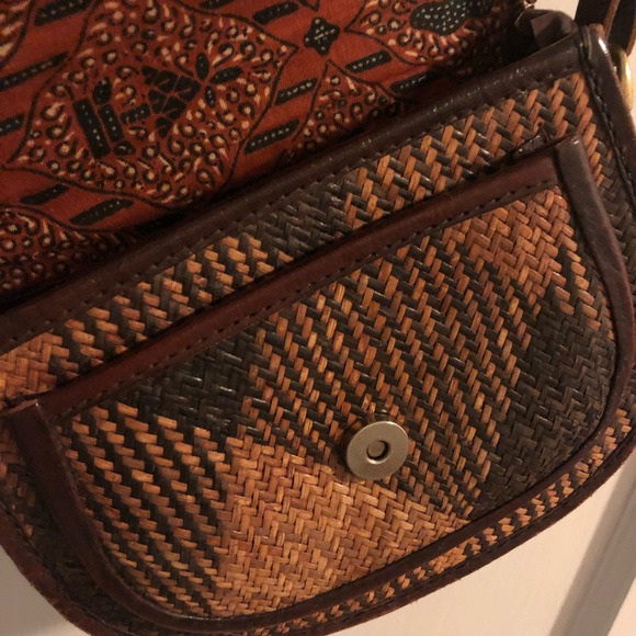 Vintage rattan and leather crossbody purse - Picture 7 of 8